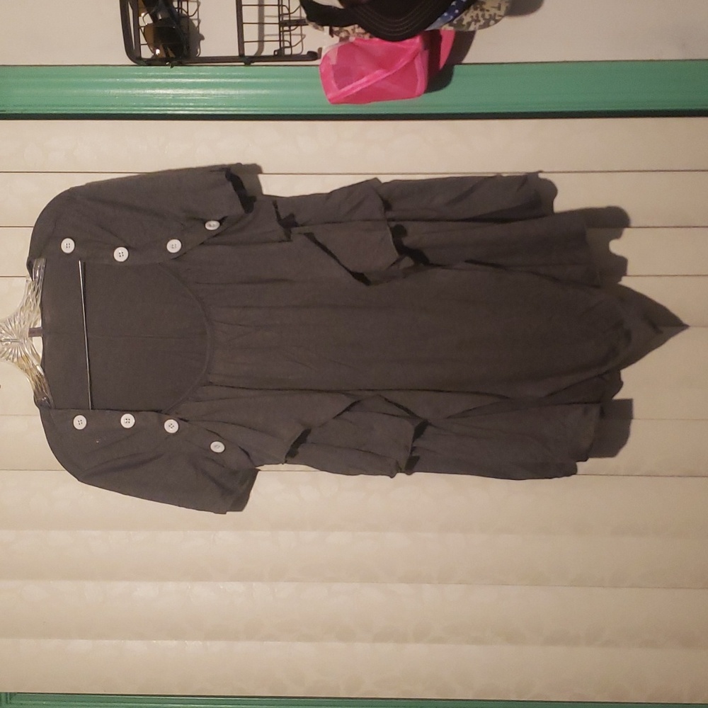 Gray handkerchief short sleeve top
